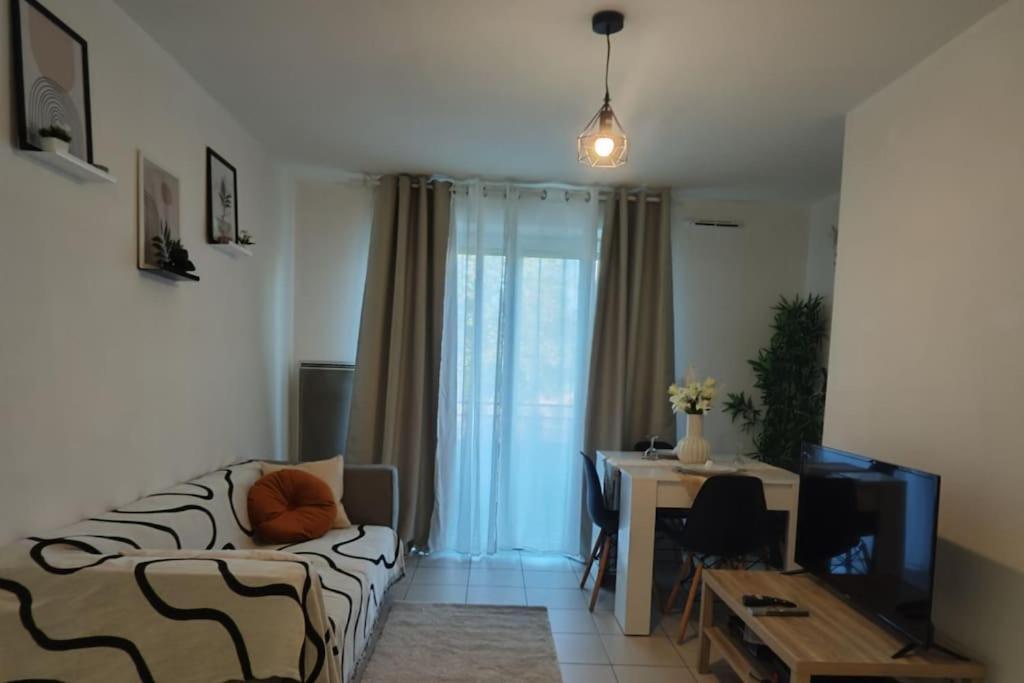 Cozy Apartment